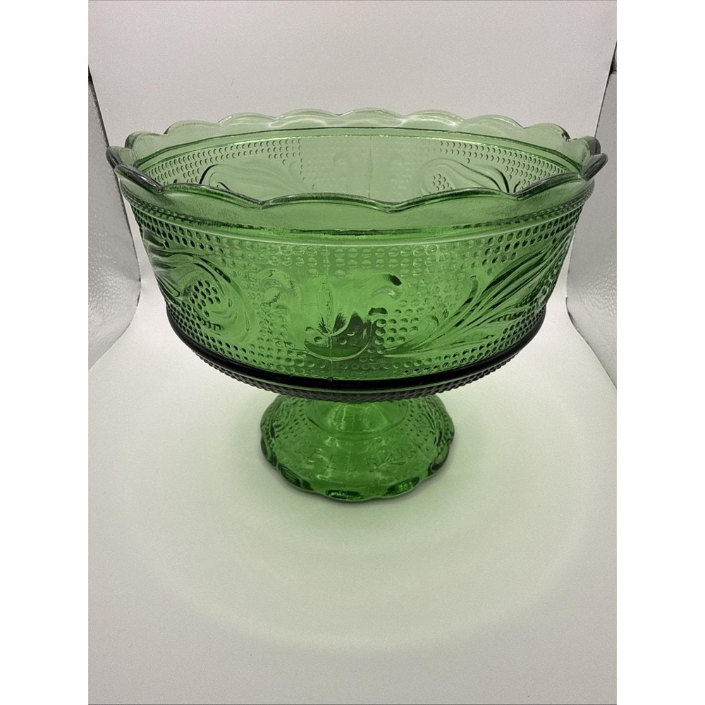 Vintage E.O. Brody Co Emerald Green Glass Compote Pedestal Bowl Candy Dish M6000